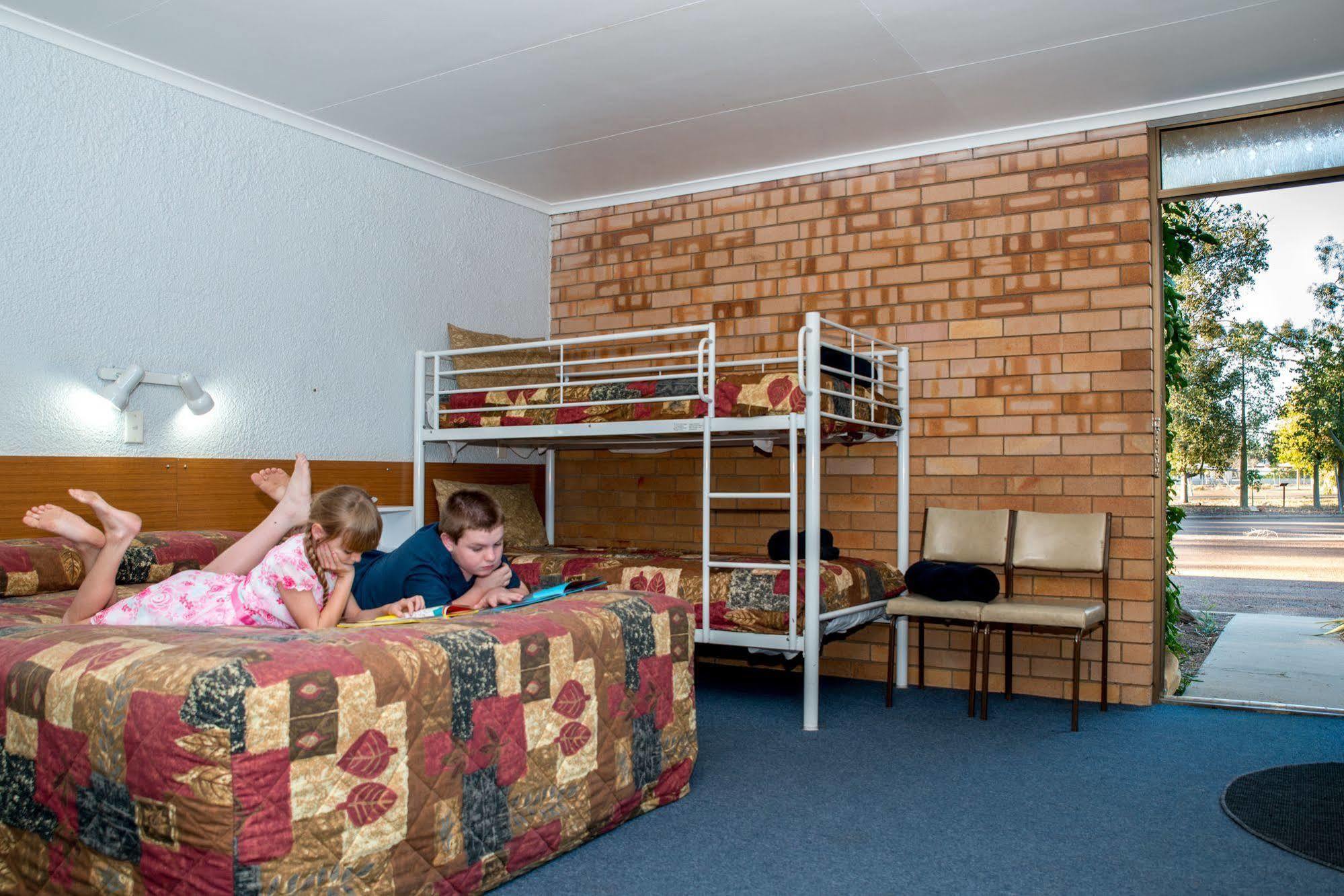 Abajaz Motel-Central-King Bed-Shaded Parking Longreach Eksteriør bilde