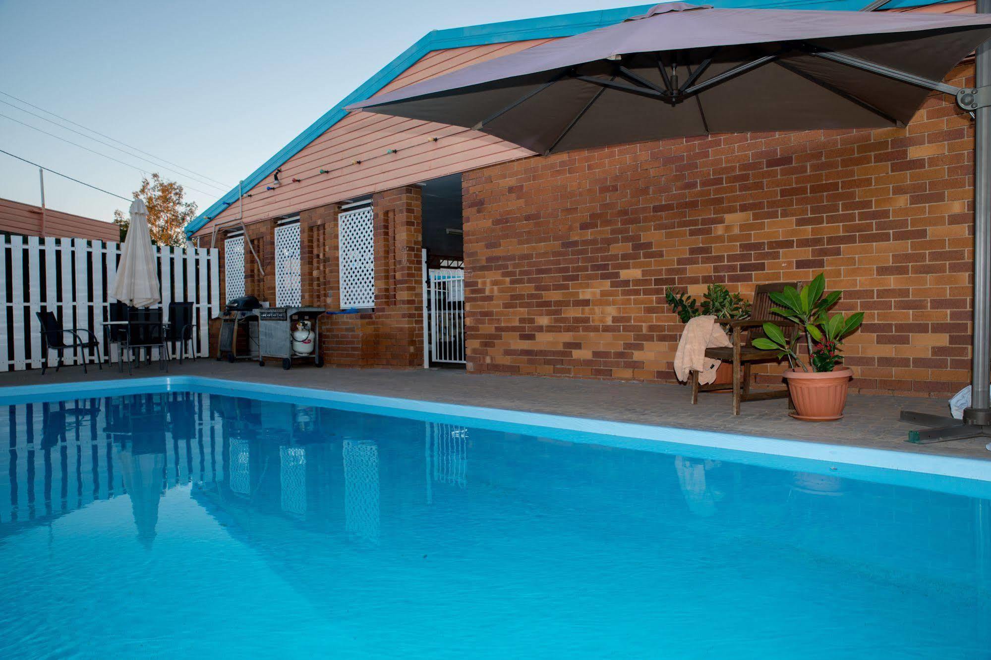 Abajaz Motel-Central-King Bed-Shaded Parking Longreach Eksteriør bilde